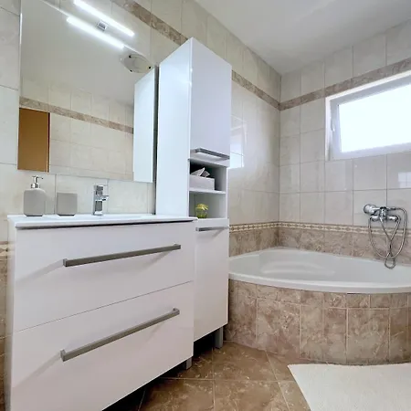 Apartment Stel Mar Palit