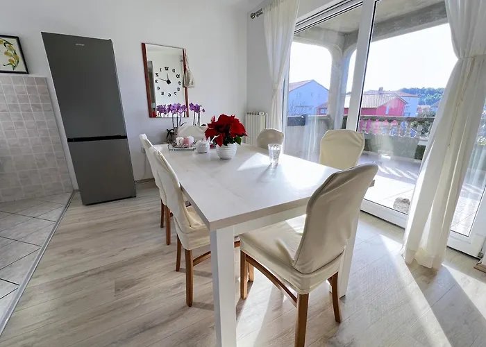 Apartment Stel Mar Palit